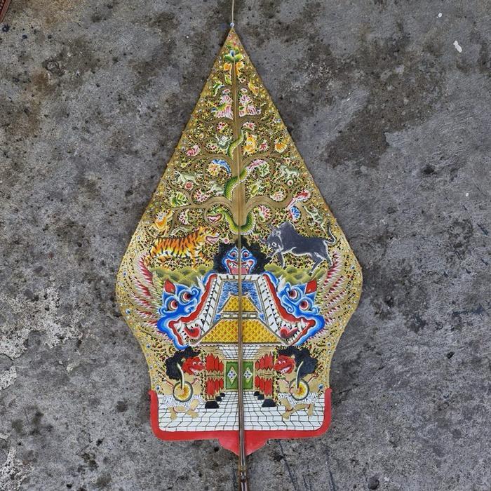 Wayang Kulit Gunungan Kualitas Halus Standar Pedalangan