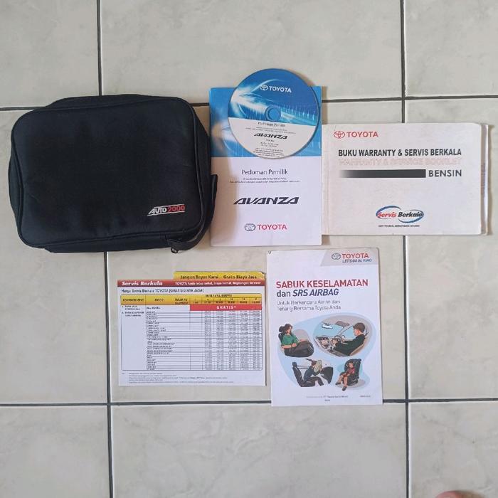 Buku pedoman pemilik Buku warranty dan servis berkala Manual Book Toyota Avanza Veloz 2015-2018 Free