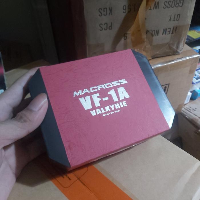 Doyusha 1984 Macross Vf-1A Valkyrie Die-Cast Model 1/144 Scale
