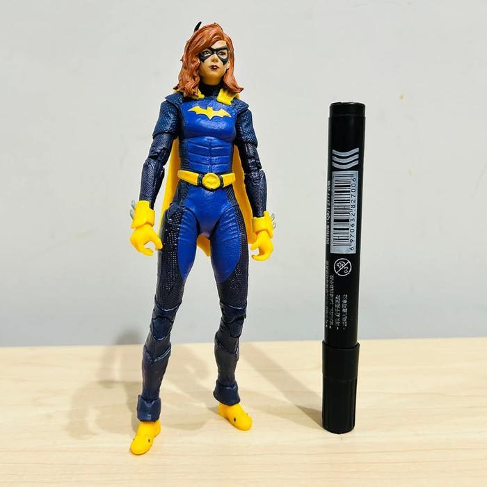 HOT SALE MAINAN ACTION FIGURE MCFARLANE BATGIRL GOTHAM TINGGI SEKITAR 7 INCH ARTIKULASI WYSISWY