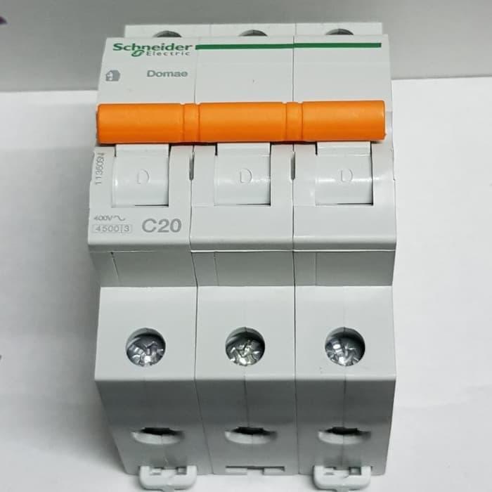 Mcb Domae Schneider 3P 20A 20 A / Mcb Schneider Domae 3Phase 20A