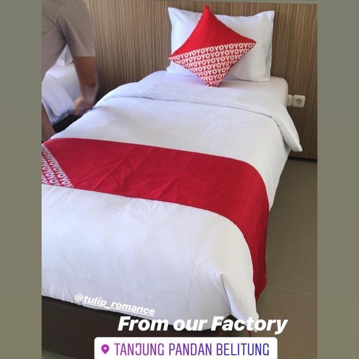 "New" Quilt / Duvet Cover by ROMANTIC standard HOTEL OYO