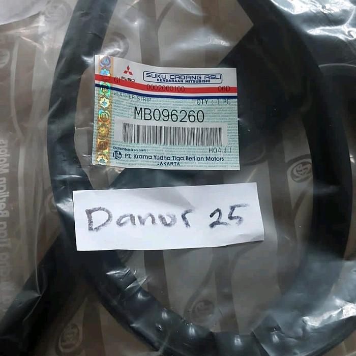 Karet Kaca Angin Segitiga Kiri Kanan Ps Umplung Original Ktb