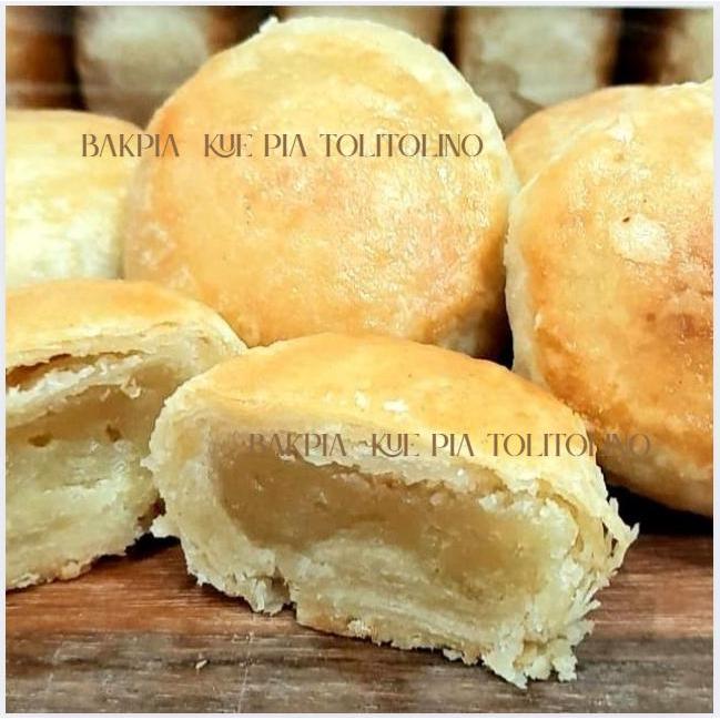 Bakpia Kacang Ijo Hijau Tolitolino Enak Halal Lezat Toples Isi 10 Cemilan Snack Kue Pia Kering Khas