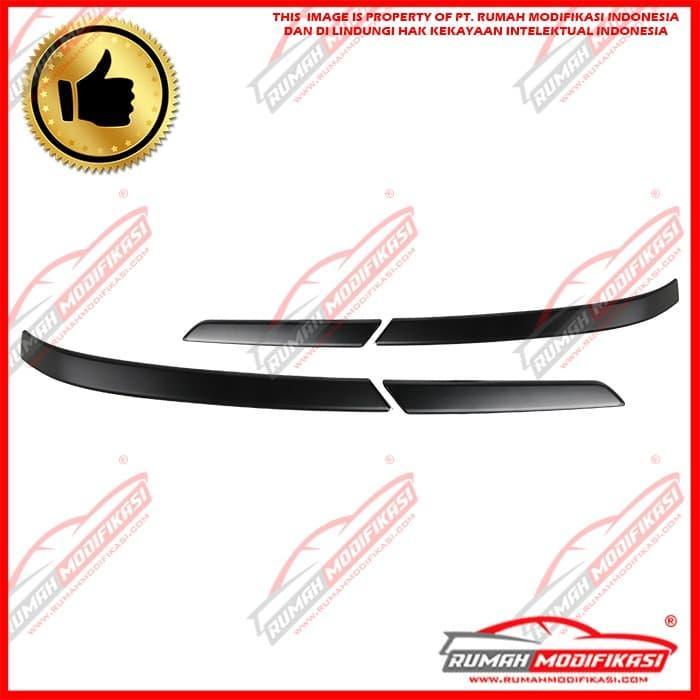 Middle Garnish - Garnish Tengah - Toyota Avanza 2019-On - Black