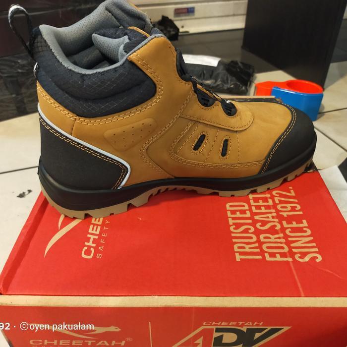 safety cheetah jubatus sepatu safety cheetah jubatus sand ADV