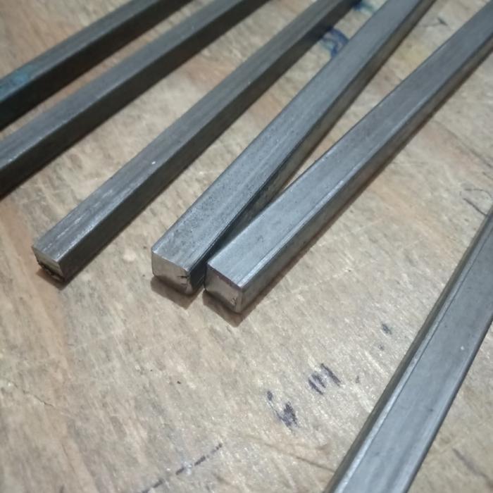 Besi Kotak 14mm Besi Spi Kotak 14mm 1meter