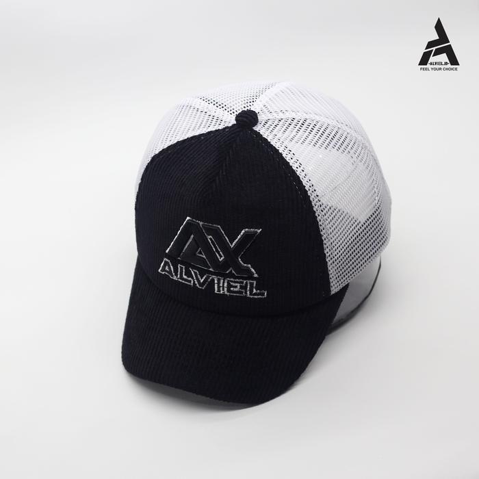 ALVIEL Trucker Corduroy Topi Trucker Bahan Corduroy Kombinasi Putih Hitam Pria Wanita - Putih Hitam 