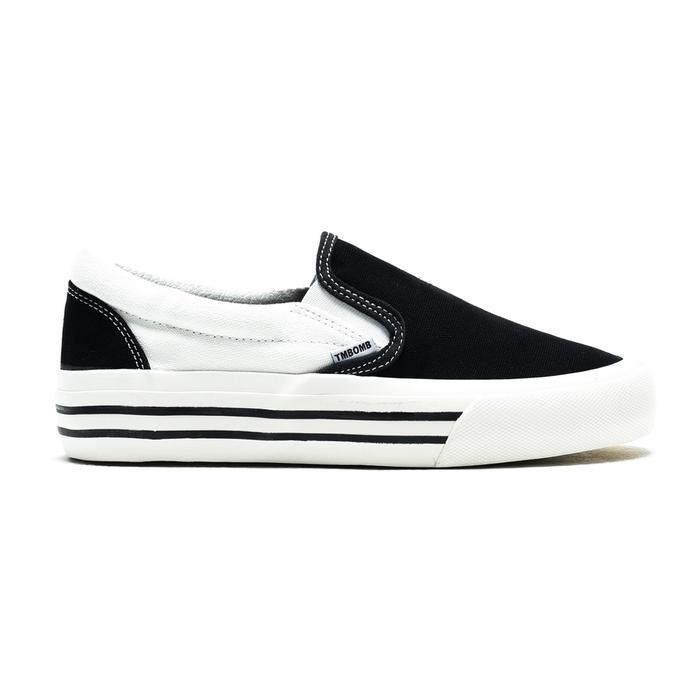 SEPATU TIMEBOMB VULCANIZED SLIP ON CREAM - BLACK STRIPE