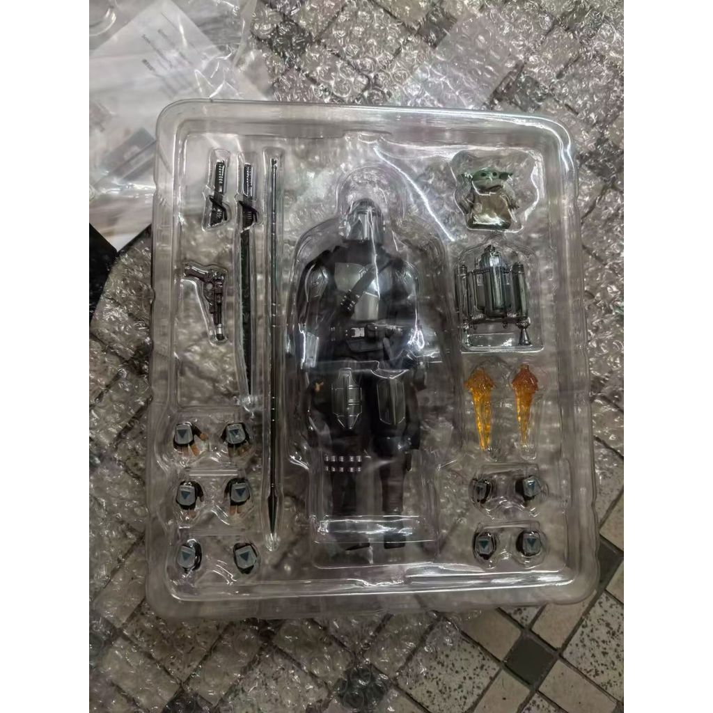 [In Stock] Star Wars The Mandalorian Chrome Ver. MAFEX No.256 Action Figures Collectible Action