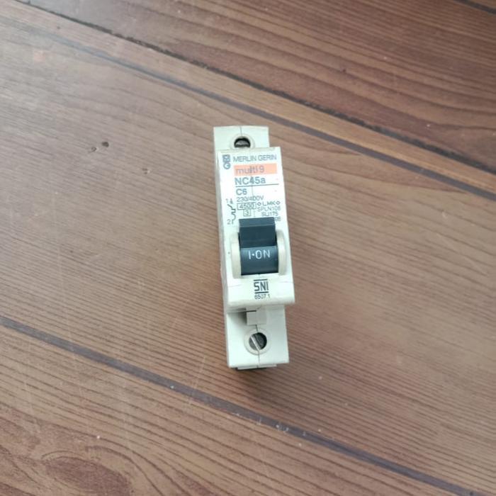 TERLARIS [MCB] Micro Circuit Breaker Merlin Gerin READY
