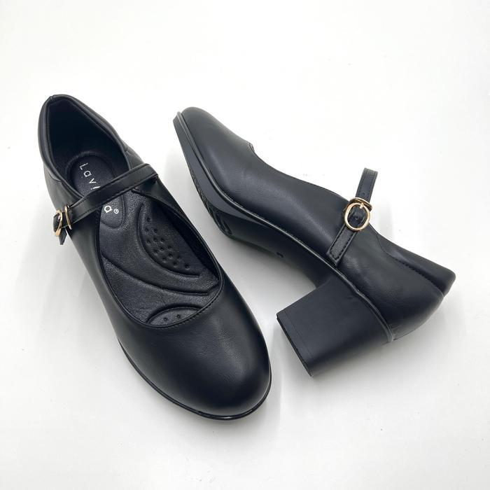 Laviola 4652 LLK Sepatu Heels Boots Wanita Tinggi Hak 5 cm Warna Hitam dan Aprikot Ukuran 36-40 Sepa