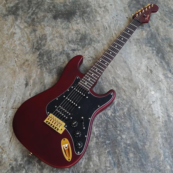 Fender Sratocaster HSS Red Wine Custom Hardware Gold