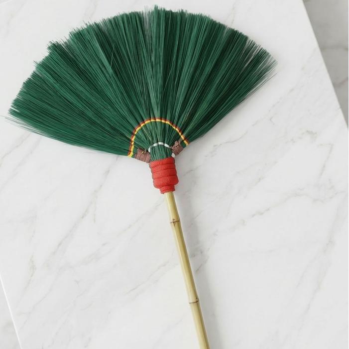 Sapu Lantai Rayung karpet warna