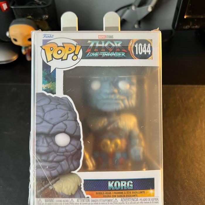 HOT SALE FUNKO POP - KORG : THOR LOVE AND THUNDER TERMURAH