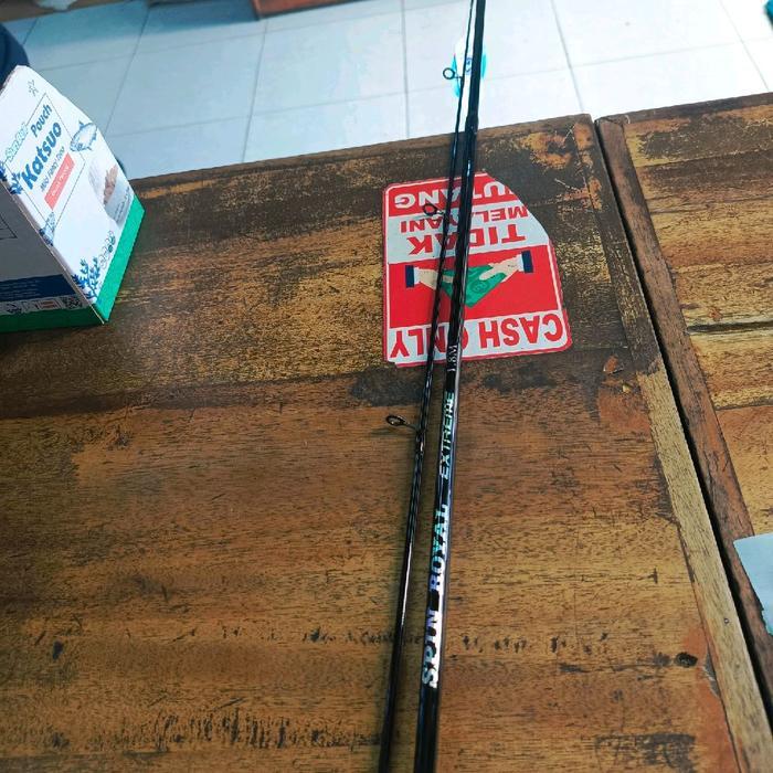 Joran Pancing Charm Spin Royal Extreme 1.8M 6-15Lbs untuk Memancing yang Lebih Baik