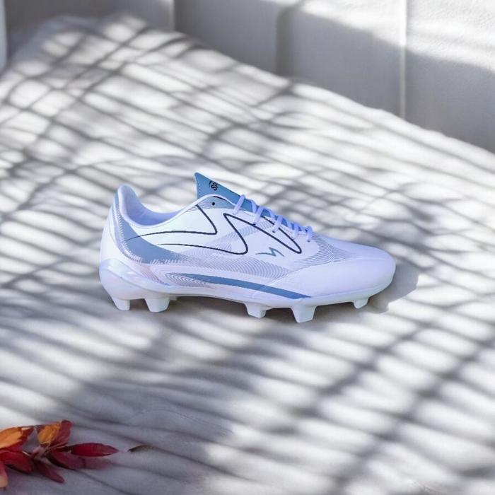 Sepatu Bola Specs Morp White