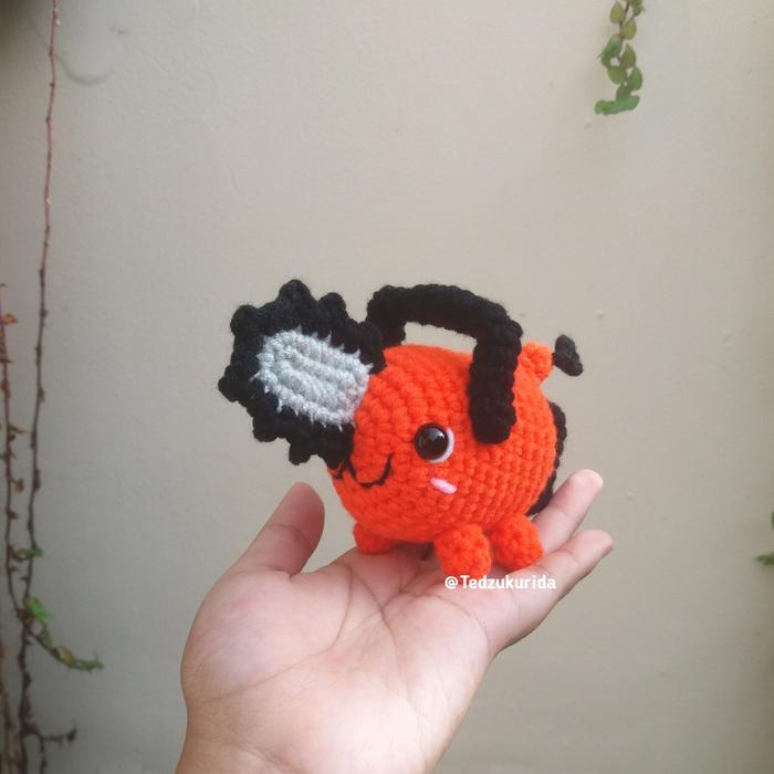 Amigurumi Pochita chinsaw man/ Boneka Rajut Pochita - -keychain