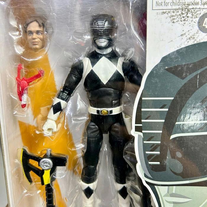 HOT SALE MAINAN ACTION FIGURE MIGHTY MORPHIN BLACK RANGER LIGHTHNING COLLECTION POWER RANGER