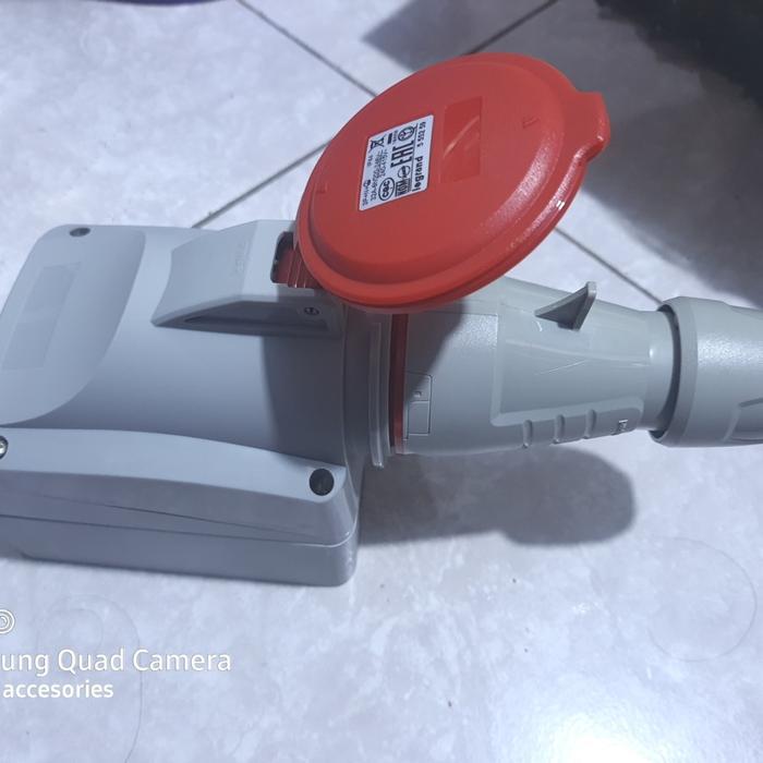 Soket Industri Legrand 5 Pin 32A 32 A Mobile Mounting Legrand 5P 32A