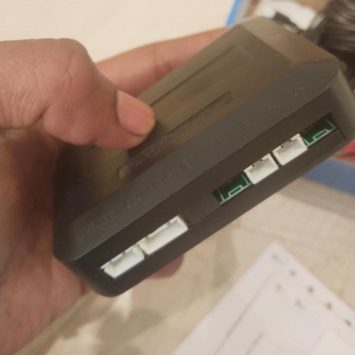 Domo Sensor Parkir 2 Titik Mobil Avanza 2010
