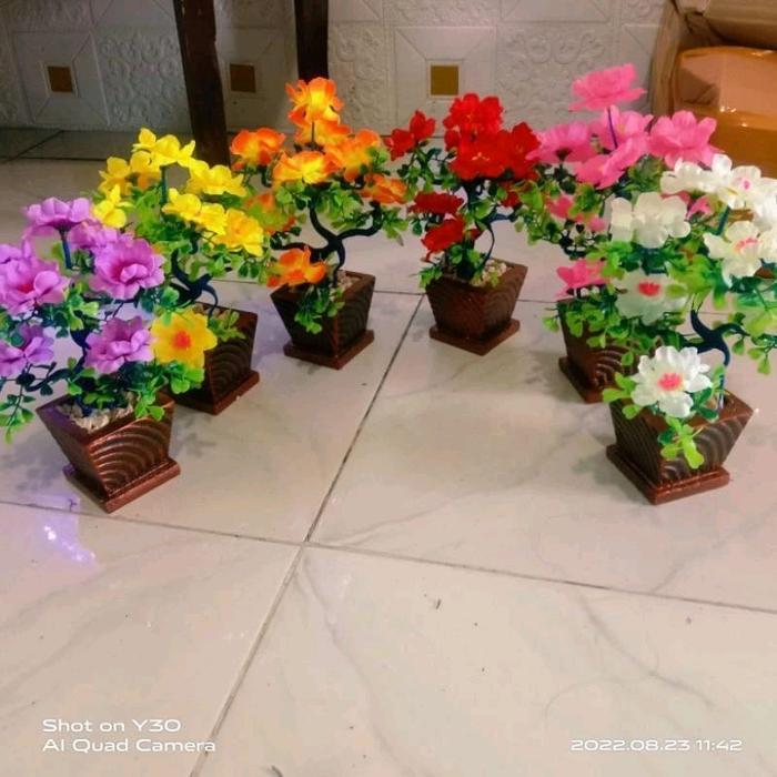 Semanggi bunga mini tinggi 23cm/ bunga hias artificial / bunga plastik /hiasan ruang sudut/ dekorasi