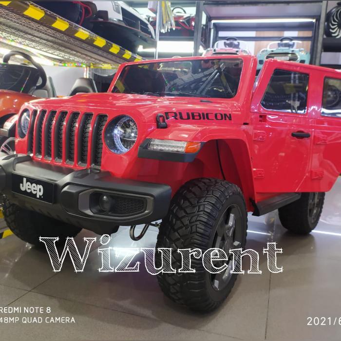 mobil aki rubicon gladiator lisensi - Merah