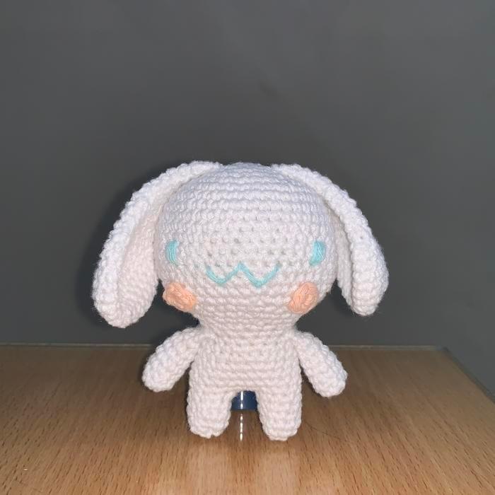 Boneka Rajut Cinnamon Roll Amigurumi