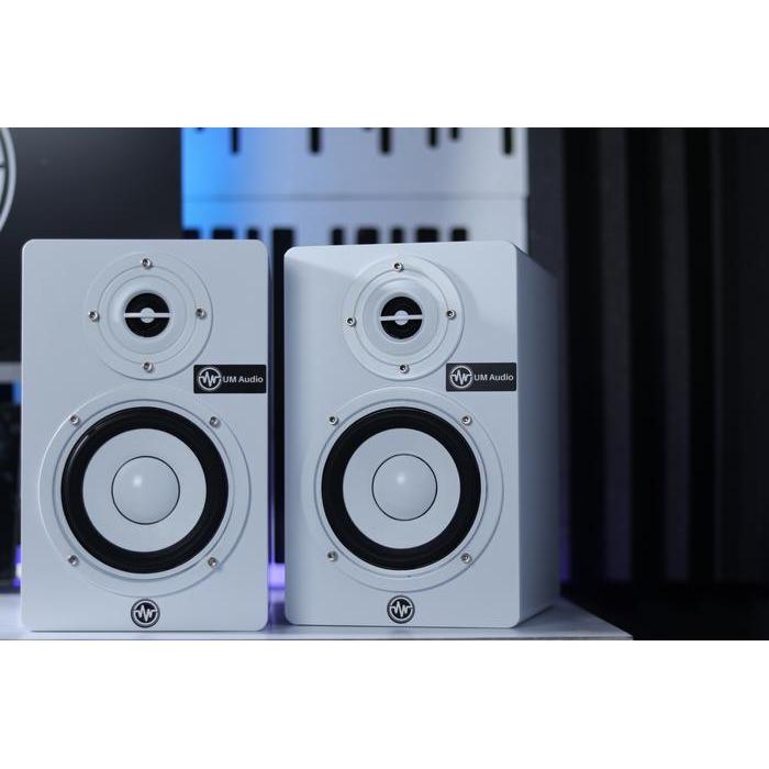 Speaker Recording Monitor Um Audio Tbk