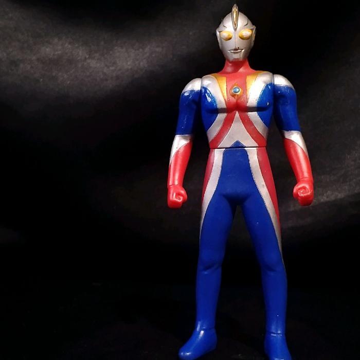 HOT SALE UHS FIGURE ULTRAMAN COSMOS ECLIPSE MODE ORIGINAL BANDAI TERMURAH