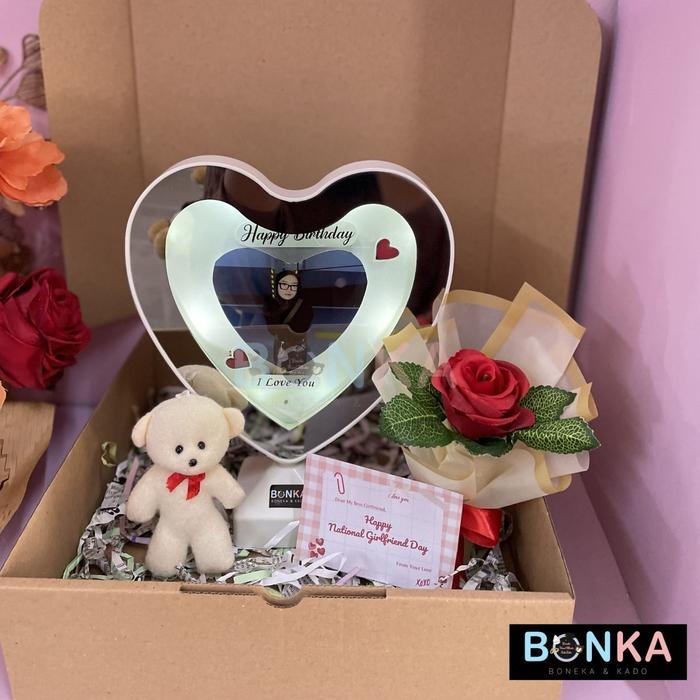 Hampers Cermin Love Custom Foto 2D dan 3D Custom Foto Ucapan Tulisan Kado Spesial Anniversary Ulang 
