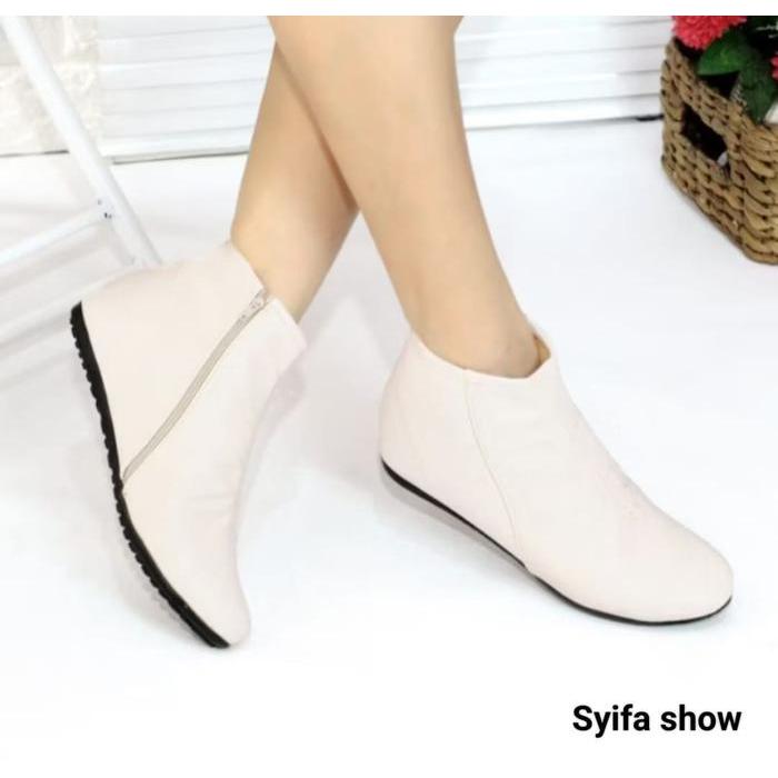 Donatello - Sepatu Boots Wanita Terbaru Flat Shoes Model Korea Style-Casual