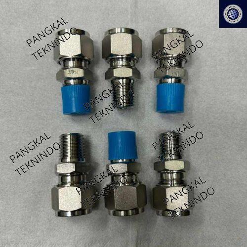 Ada Stok male connector ss316 3/8 od x 1/4/v-lok connector 3/8 od x 1/4 npt