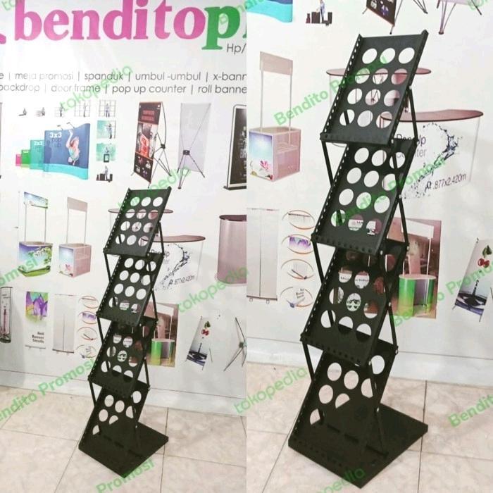 Rak Brosur Stainless Rak Display Standing Display Tripod Xbanner Tbk