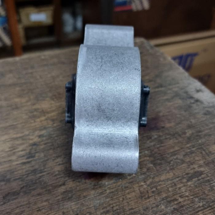 Engine Mounting Belakang Teana L33