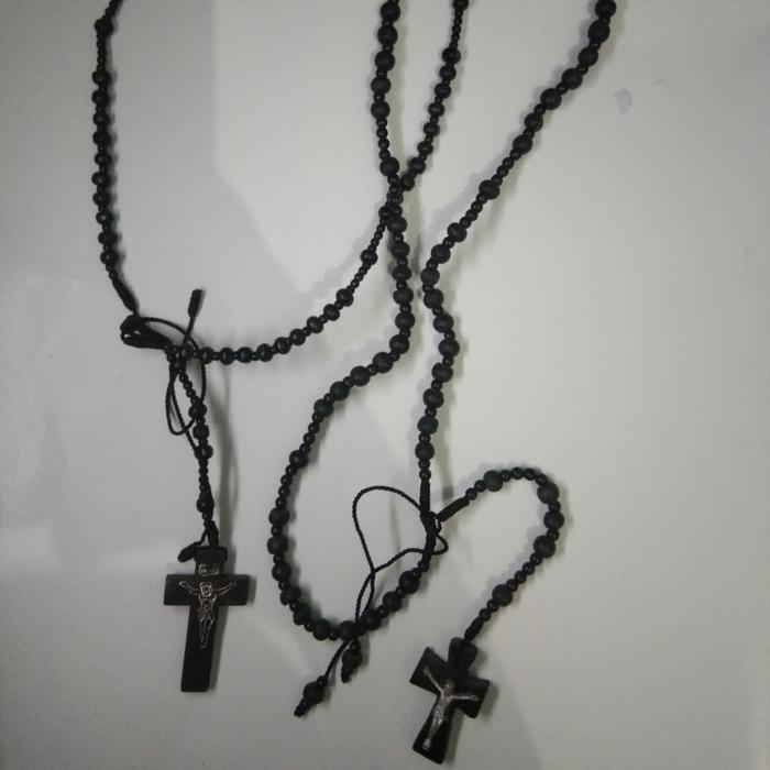 Rosario tali kayu hitam