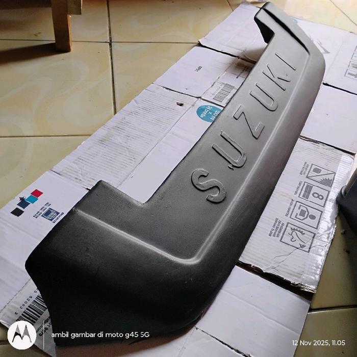 spoiler Suzuki Escudo 1.6 dan 2.0 plus lampu