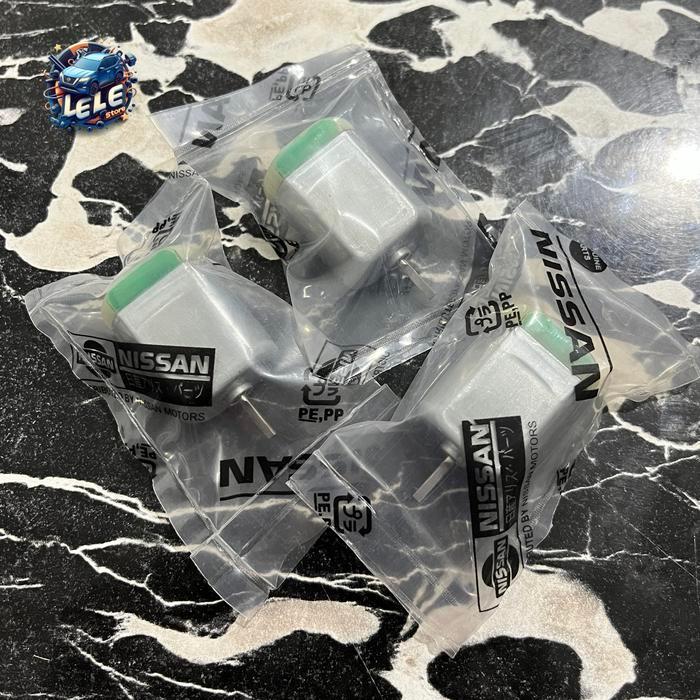 Motor release sliding door Nissan serena c26