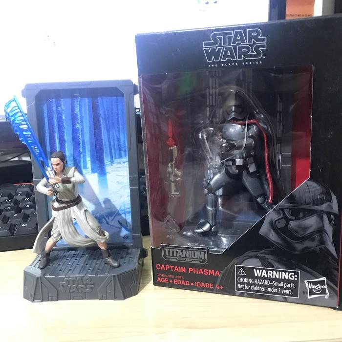 Hasbro Star Wars The Black Series Diecast Titanium Series Figure