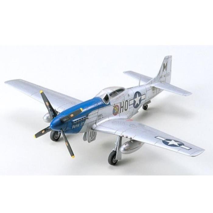60749 TAMIYA NORTH AMERICAN P-51D MUSTANG