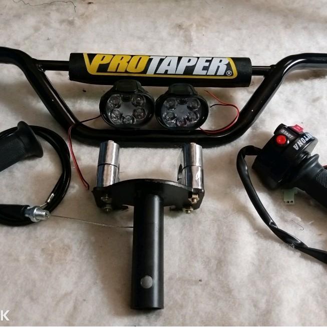 paketan stang trail.dudukan stang.gasspontan.lampu sorot led 1 set