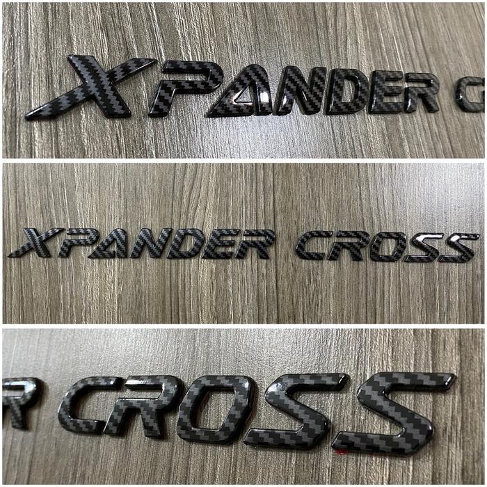 Xpander Cross 2017 2022 2024 Tulisan Emblem Logo Kap Mesin Hitam Karbon Carbon Glossy Black Chrome