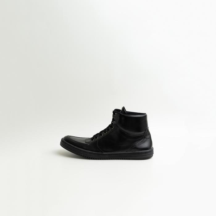 Natara Hitam Pria Sepatu Sneakers Tinggi Pria Warna Hitam Model Casual Ukuran 40 Hitam Pria Casual H