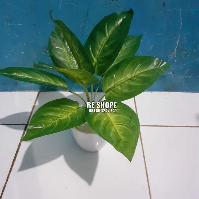 Daun Bunga Hias Plastik/Bunga Artificial/Pohon Hias Plastik/Daun Talas