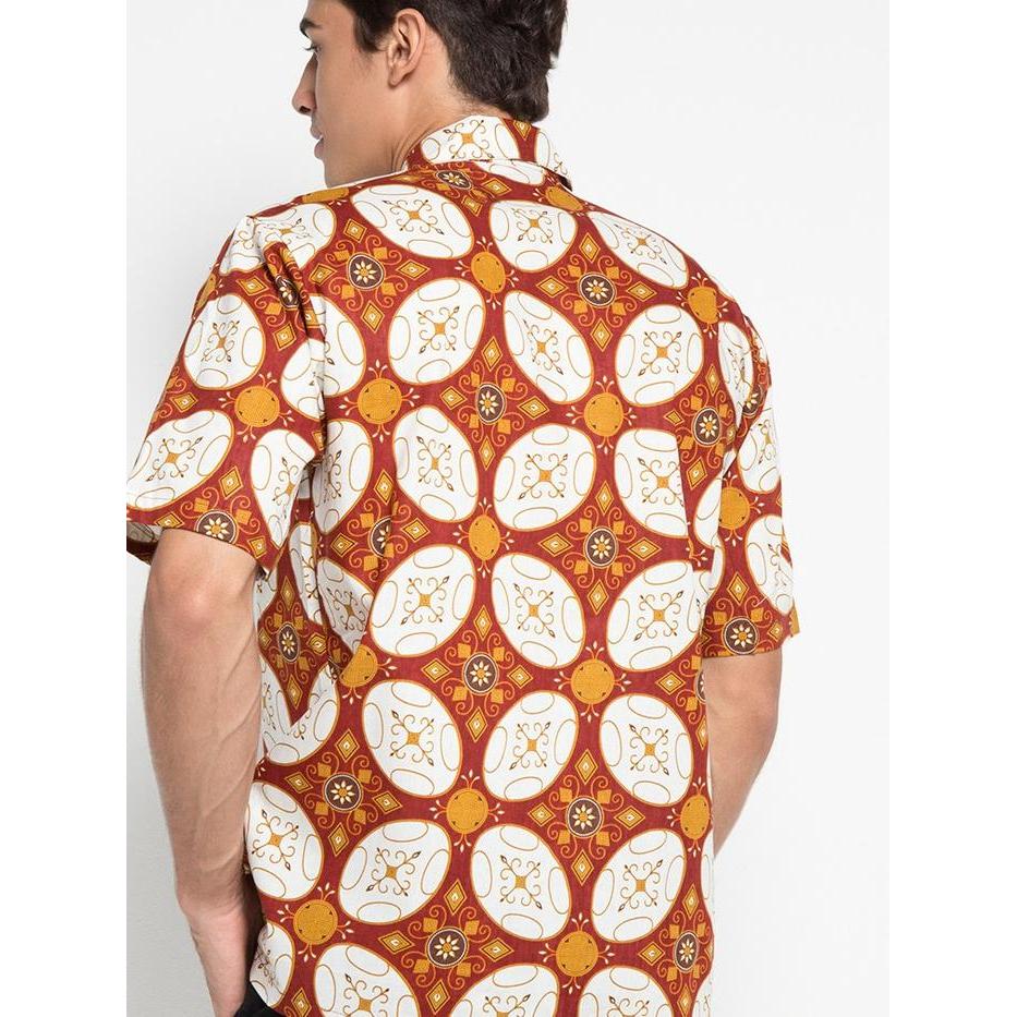Adikusuma by Arjuna Weda Hem Batik Pria Motif Kawung Prabu - Regular Fit Bahan Katun Lengan Pendek