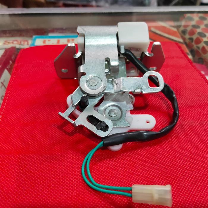 DOOR LOCK PINTU BAGASI DAIHATSU LUXIO GRANDMAX OK.