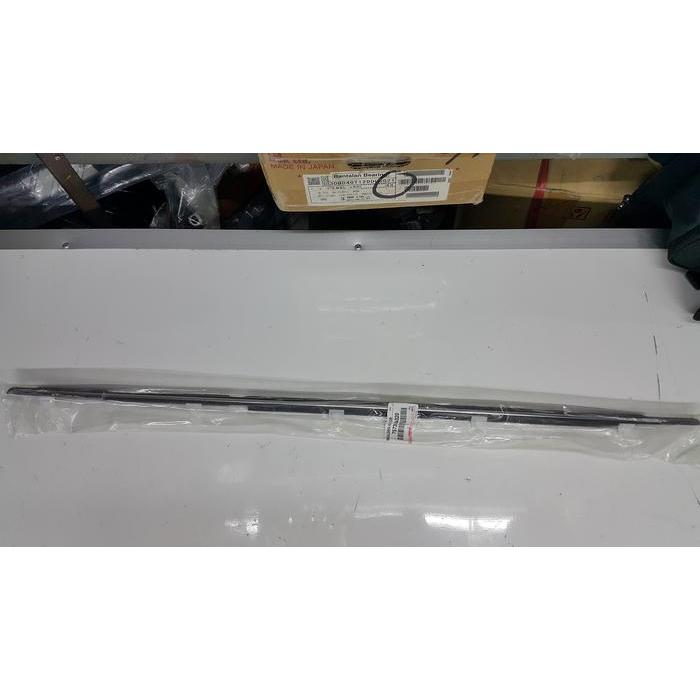 Weathership Soluna/Pelipit Pintu Soluna/Karet Kaca Soluna Belakang Rh