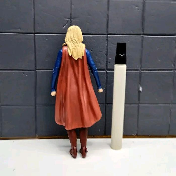 HOT SALE MAINAN ACTION FIGURE BODY SUPERGIRL NEW 52 ORIGINAL TINGGI SEKITAR 6 INCH ARTIKULASI