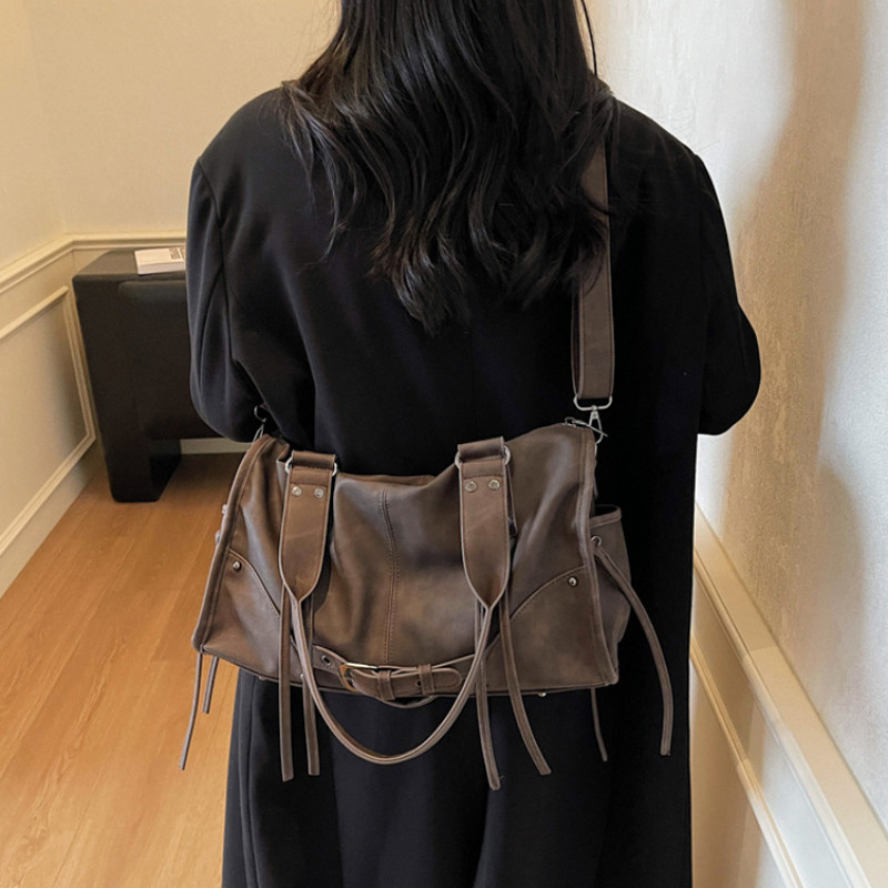 Nylon Women's Commuter Tote Bag Minimalist Large-capacity Tote Bag Ladies Multi-layer Waterproof