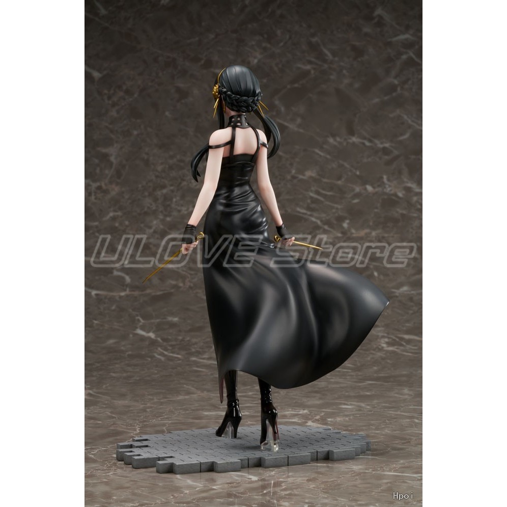 Original F:NEX FAMILY YOR FORGER Anime Figure Model Gift Collection